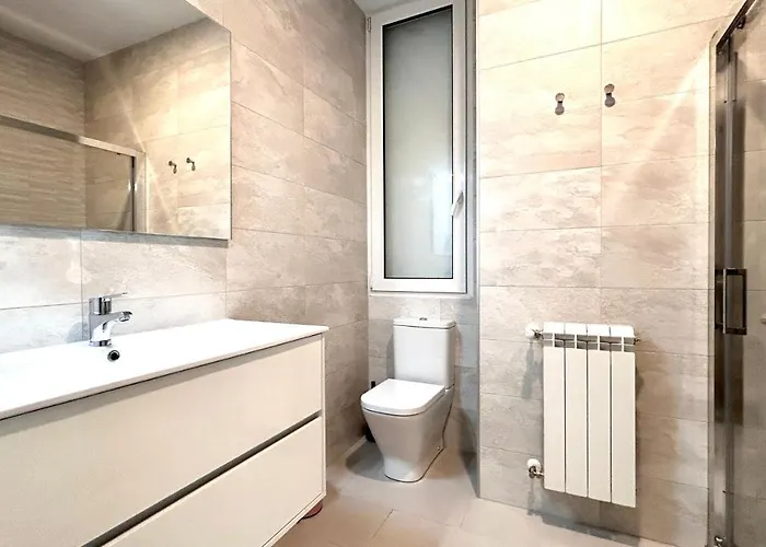 Larramendi Center * Saint-Sébastien